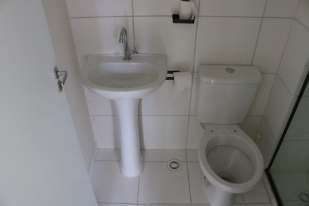 Apartamento para alugar com 37m², 2 quartos e sem vagaBanheiro