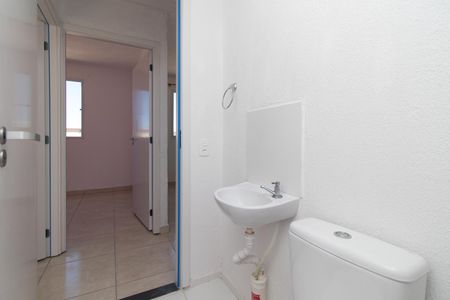 Apartamento para alugar com 41m², 2 quartos e sem vaga Apartamento para alugar com 41m², 2 quartos e sem vagaBanheiro