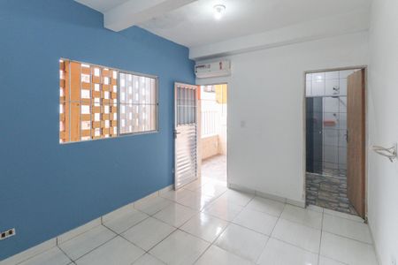 Sala de casa para alugar com 2 quartos, 90m² em Jardim Felicidade(zona Norte), São Paulo
