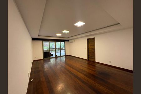 Apartamento à venda com 157m², 3 quartos e 2 vagas