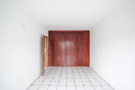 Apartamento para alugar com 120m², 2 quartos e 4 vagasQuarto 2
