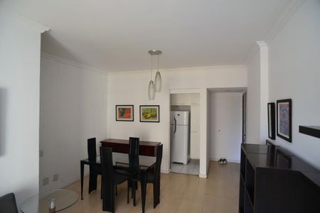 Apartamento para alugar com 73m², 2 quartos e 1 vagaSala