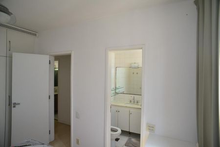 Apartamento para alugar com 73m², 2 quartos e 1 vagaSuíte