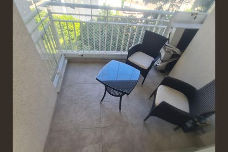 Apartamento para alugar com 60m², 2 quartos e 1 vagaVaranda