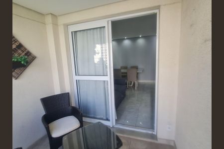 Apartamento para alugar com 60m², 2 quartos e 1 vagaVaranda