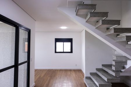 Apartamento para alugar com 101m², 2 quartos e 2 vagas Apartamento para alugar com 101m², 2 quartos e 2 vagasSala