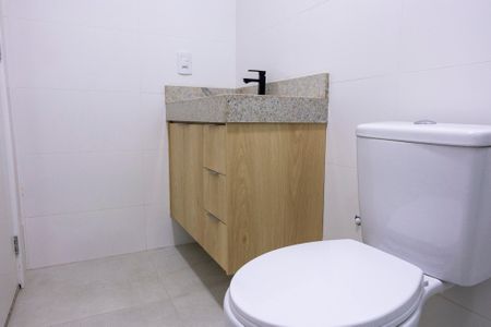 Apartamento para alugar com 101m², 2 quartos e 2 vagas Apartamento para alugar com 101m², 2 quartos e 2 vagasBanheiro da Suíte