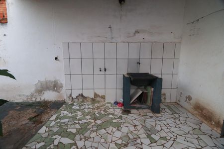 Casa para alugar com 200m², 2 quartos e 1 vagaÁrea de serviço 