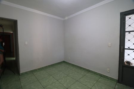 Sala de casa para alugar com 2 quartos, 200m² em Vila Virginia, Ribeirão Preto