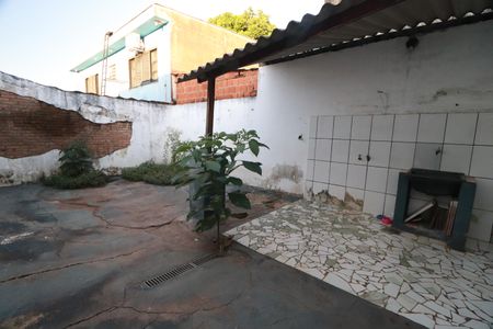 Casa para alugar com 200m², 2 quartos e 1 vagaÁrea de serviço 