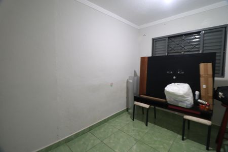 Quarto 2  de casa para alugar com 2 quartos, 200m² em Vila Virginia, Ribeirão Preto