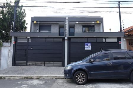 Casa à venda com 130m², 3 quartos e 2 vagas Casa à venda com 130m², 3 quartos e 2 vagasFachada do imóvel - Placa instalada no portão do imóvel - Código da placa: HBJM-56