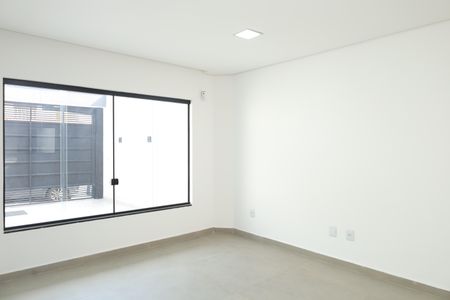 Sala de casa à venda com 3 quartos, 130m² em Vila Jacuí, São Paulo