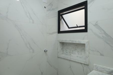 Casa à venda com 130m², 3 quartos e 2 vagasBanheiro 2