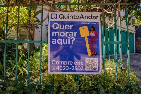 Apartamento à venda com 132m², 3 quartos e 1 vagaPlaquinha