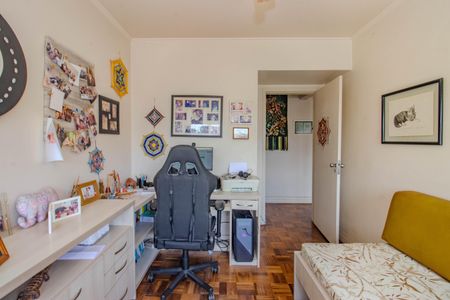 Quarto 1 de apartamento à venda com 3 quartos, 132m² em Petrópolis, Porto Alegre