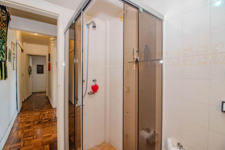 Apartamento à venda com 132m², 3 quartos e 1 vagaBanheiro Social