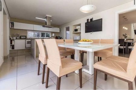 Casa à venda com 4 quartos, 460m² em Alphaville, Santana de Parnaíba