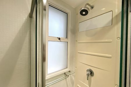 Apartamento para alugar com 303m², 4 quartos e 3 vagas Apartamento para alugar com 303m², 4 quartos e 3 vagasBanheiro da Suíte 3