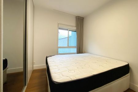 Apartamento para alugar com 303m², 4 quartos e 3 vagas Apartamento para alugar com 303m², 4 quartos e 3 vagasSuite 1