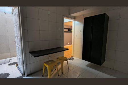 Casa de condomínio à venda com 130m², 3 quartos e 2 vagas Casa de condomínio à venda com 130m², 3 quartos e 2 vagasCozinha