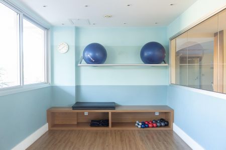 Apartamento para alugar com 74m², 2 quartos e 1 vagaÁrea comum - Academia