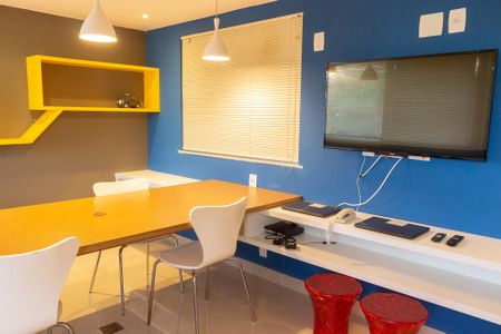 Apartamento para alugar com 74m², 2 quartos e 1 vagaÁrea comum