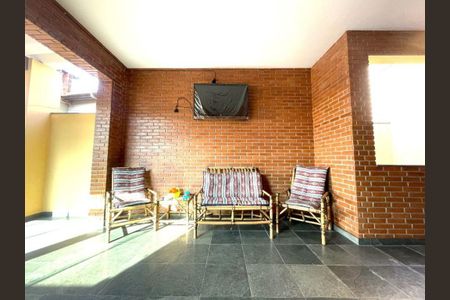 Casa à venda com 3 quartos, 186m² em Parque Arariba, São Paulo