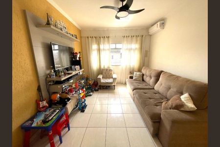 Casa à venda com 3 quartos, 186m² em Parque Arariba, São Paulo