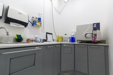 Casa à venda com 250m², 3 quartos e 2 vagas Casa à venda com 250m², 3 quartos e 2 vagasDispensa