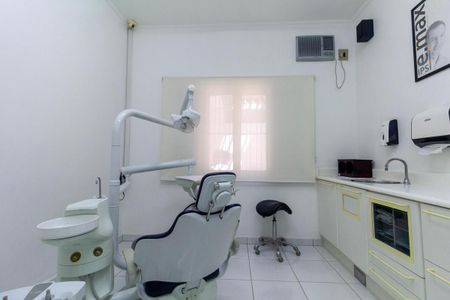 Casa à venda com 250m², 3 quartos e 2 vagas Casa à venda com 250m², 3 quartos e 2 vagasQuarto 2