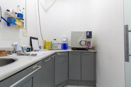 Casa à venda com 250m², 3 quartos e 2 vagas Casa à venda com 250m², 3 quartos e 2 vagasDispensa