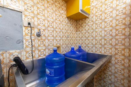 Casa à venda com 250m², 3 quartos e 2 vagas Casa à venda com 250m², 3 quartos e 2 vagasCozinha