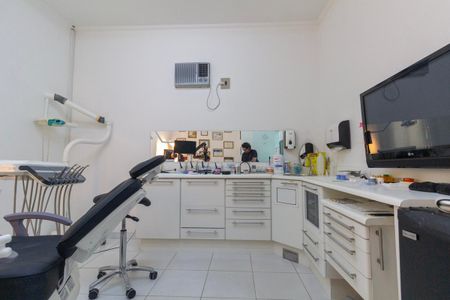 Casa à venda com 250m², 3 quartos e 2 vagas Casa à venda com 250m², 3 quartos e 2 vagasQuarto 3