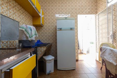 Casa à venda com 250m², 3 quartos e 2 vagas Casa à venda com 250m², 3 quartos e 2 vagasCozinha