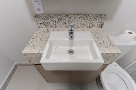 Apartamento para alugar com 53m², 2 quartos e 1 vaga Apartamento para alugar com 53m², 2 quartos e 1 vagaBanheiro