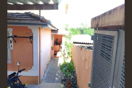 Casa à venda com 1 quarto, 206m² em Vila Cecilia Maria, Santo André