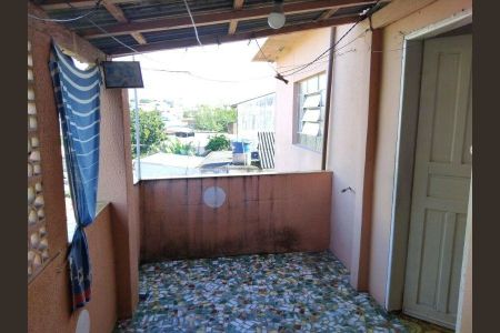 Casa à venda com 1 quarto, 206m² em Vila Cecilia Maria, Santo André