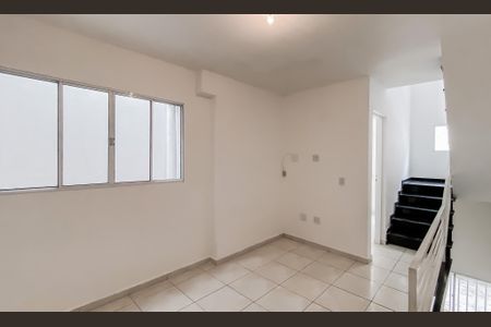 Sala  de casa de condomínio para alugar com 2 quartos, 75m² em Cidade Patriarca, São Paulo