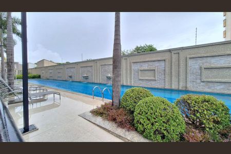 Apartamento à venda com 168m², 3 quartos e 3 vagasÁrea comum - Piscina