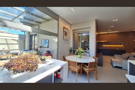 Apartamento à venda com 168m², 3 quartos e 3 vagasÁrea gourmet