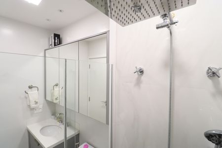 Apartamento à venda com 168m², 3 quartos e 3 vagasBanheiro Social