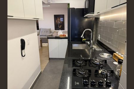 Apartamento à venda com 2 quartos, 52m² em Parque Maria Domitila, São Paulo