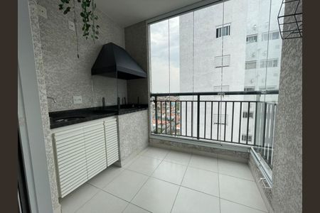 Apartamento à venda com 53m², 2 quartos e 1 vagaVARANDA