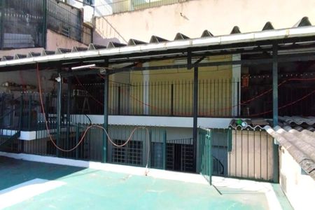 Casa à venda com 300m², 5 quartos e 4 vagasFoto 01