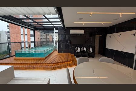 Apartamento para alugar com 140m², 2 quartos e 3 vagas Apartamento para alugar com 140m², 2 quartos e 3 vagasFoto 01