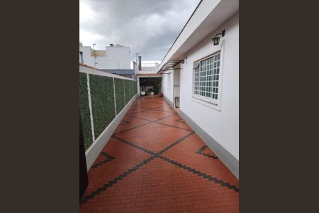 Casa à venda com 160m², 2 quartos e 5 vagas