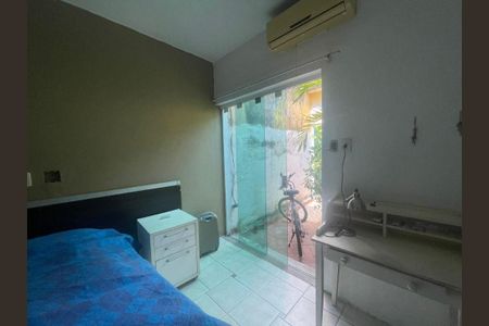 Casa à venda com 3 quartos, 109m² em Pé Pequeno, Niterói