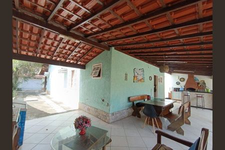 Casa à venda com 2 quartos, 102m² em Maravista, Niterói