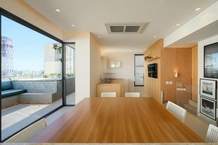 Apartamento à venda com 180m², 3 quartos e 3 vagas